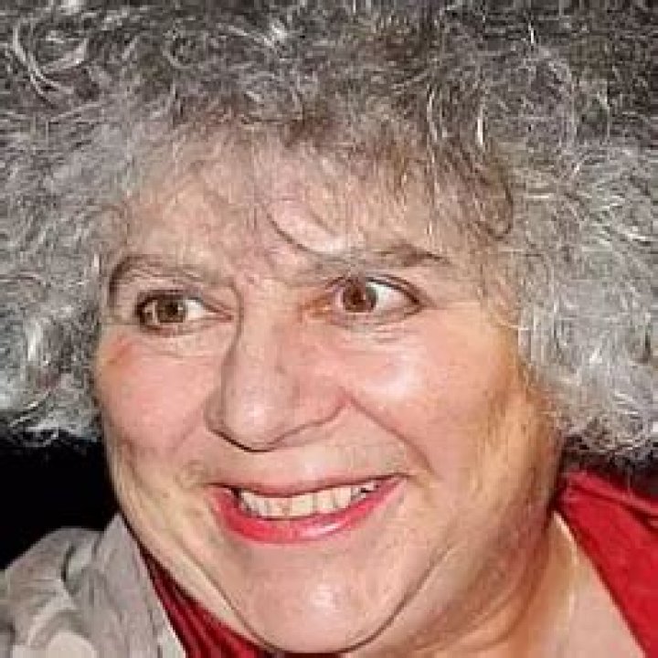Unveiling Miriam Margolyes' Net Worth: Surprising Insights Revealed