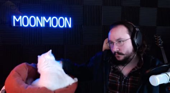 Uncovering The Truth Behind Moonmoon's Identity