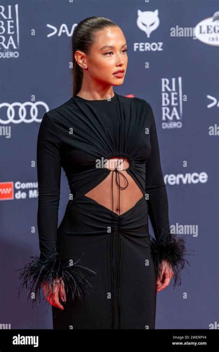 Natalia Azahara: Unlocking Badminton's Secrets