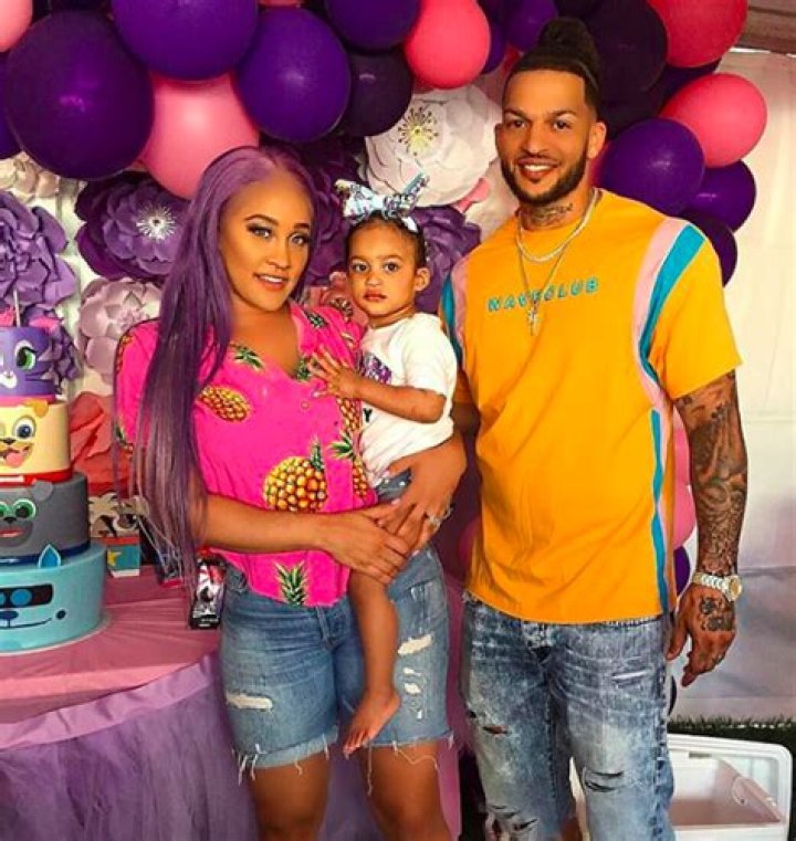 Uncovering The Lives Of Her Husband And Kids