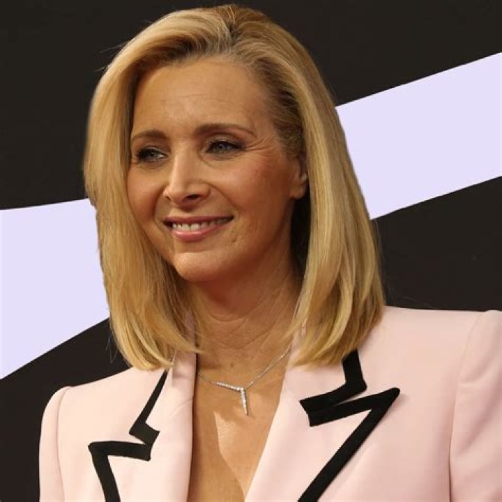 Unveiling The Secrets Of Lisa Kudrow's Net Worth