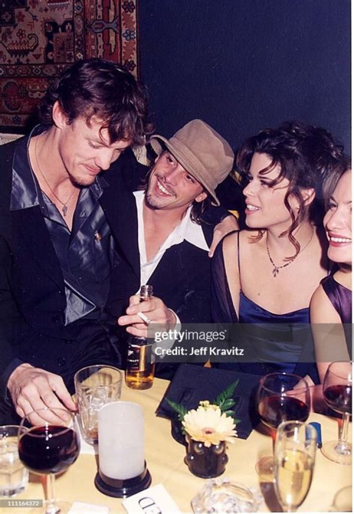 Neve Campbell And Skeet Ulrich