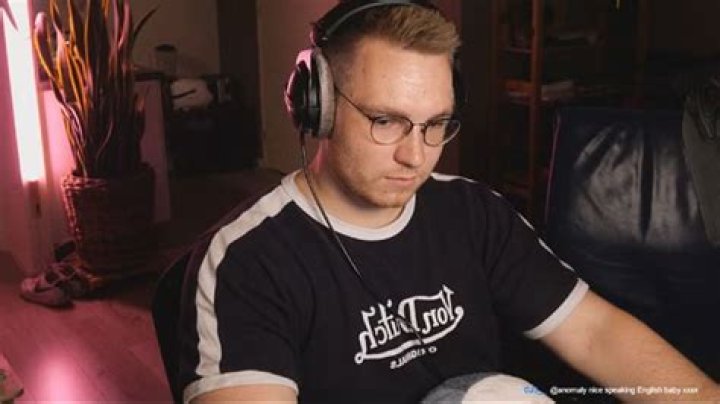 Unveiling The Secrets Of Ohnepixel Physique: Discoveries And Insights