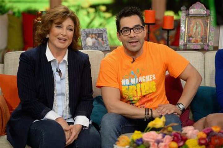 Uncover The Secrets Of Omar Chaparro's Net Worth