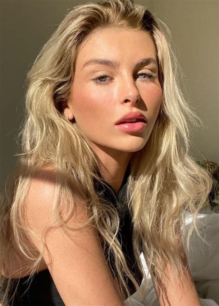 Unveiling Paige Lorenze's Height And Weight: A Model's Perspective