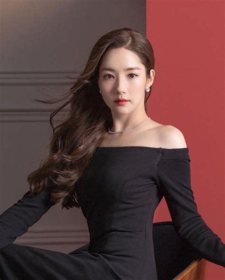 Unveiling The Secrets Of Park Min-young's Enviable Physique