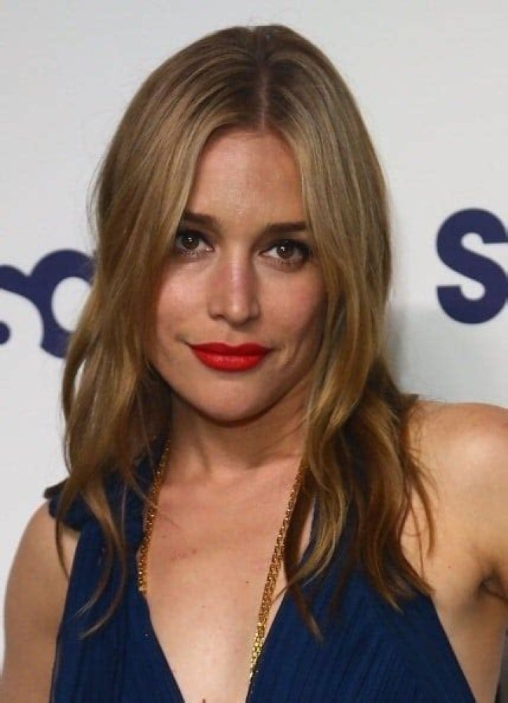 Unveiling Piper Perabo's Net Worth: Discoveries And Insights