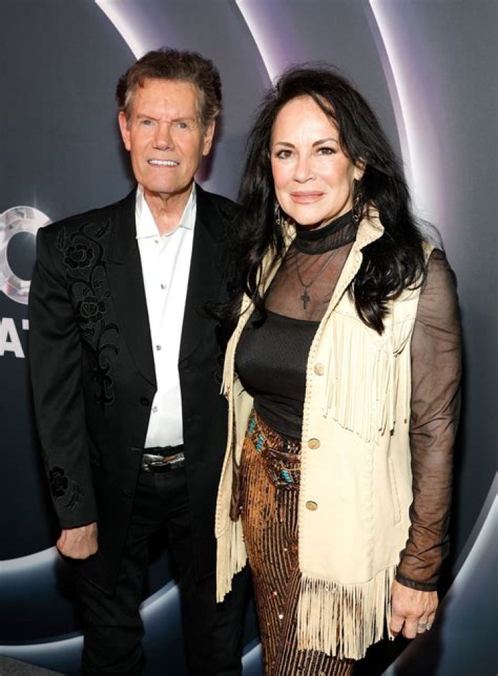 Uncovering Randy Travis's Age And Timeless Legacy