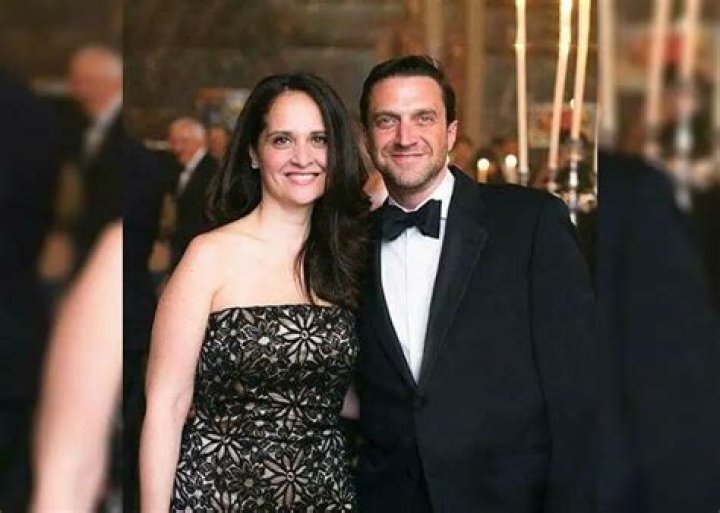 Unveiling The Private Life Of Raul Esparza's Mysterious Wife