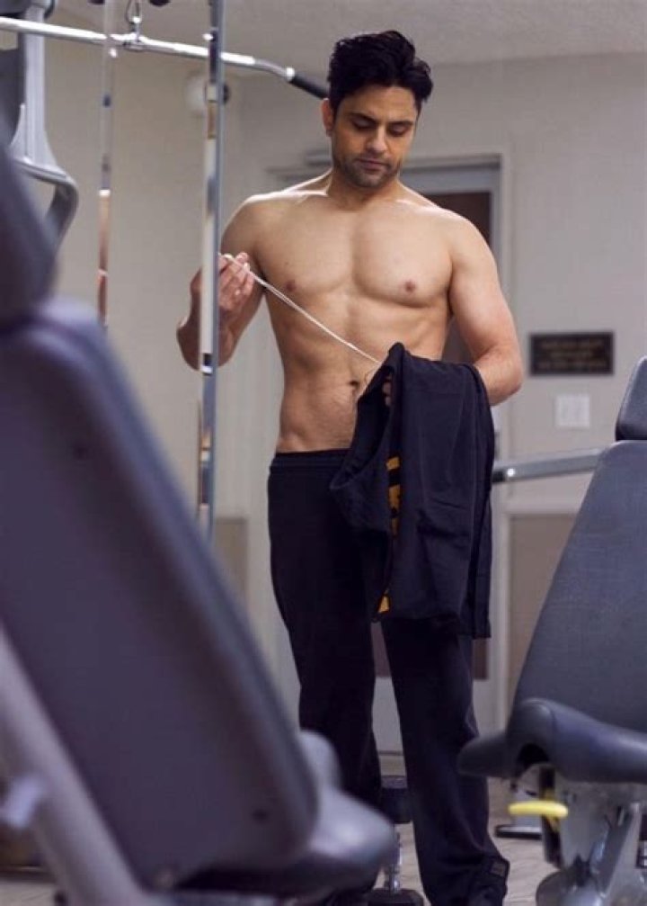 Unveiling The Surprising Truths Behind Ray William Johnson's Height