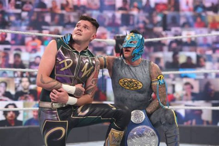 Rey Mysterio Jr.'s Height Revealed