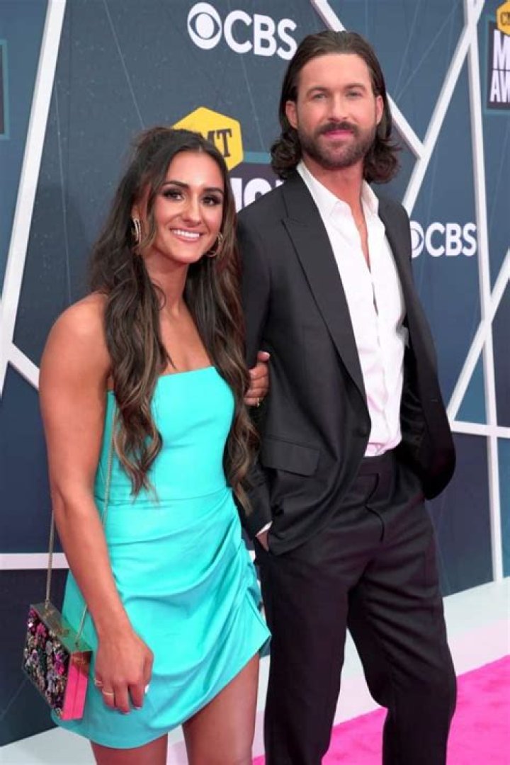 Riley Green's Marital Status Revealed!