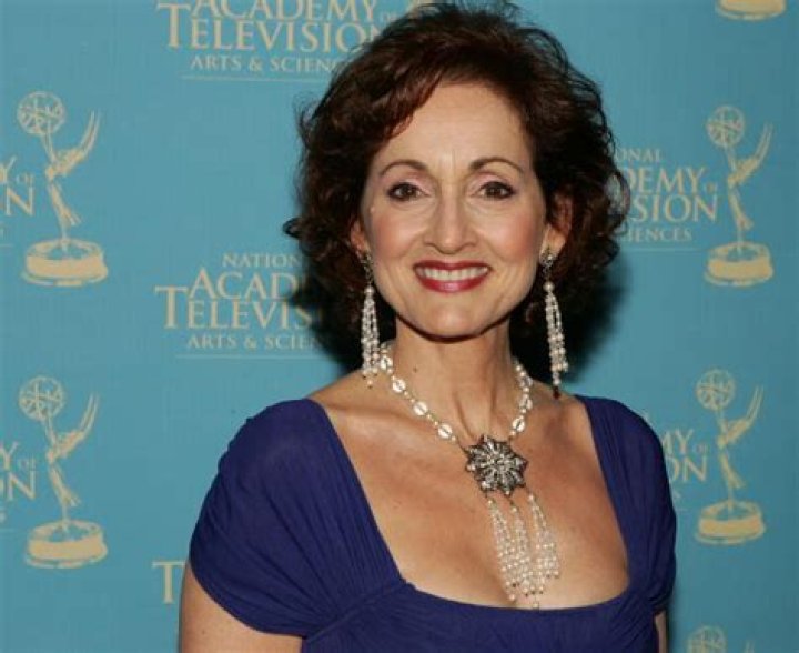 Unveiling Robin Strasser's Net Worth: Discoveries And Insights