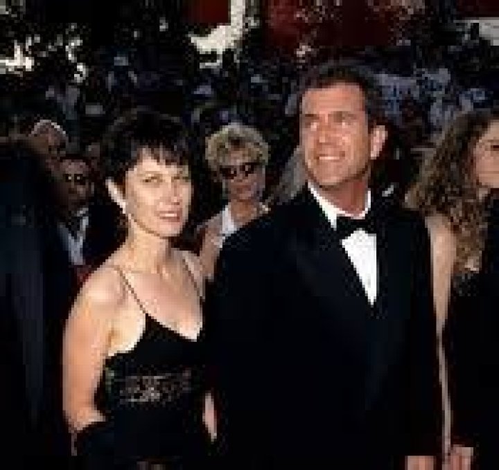 Uncover The Secrets Behind Robyn Moore Gibson's Net Worth