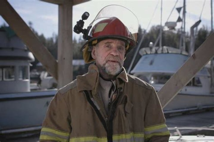 Unveiling The Riches Of Sam Carlson: Port Protection's Diving Fortune