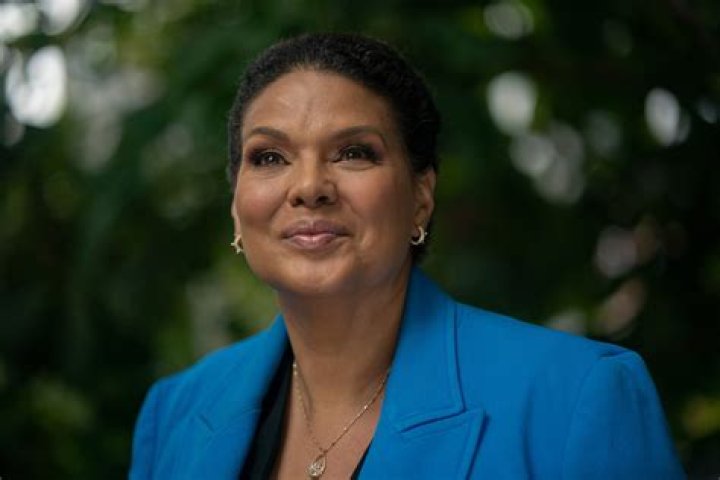 Unlock The Secrets Of Education With Sara Snyder Howell, MI