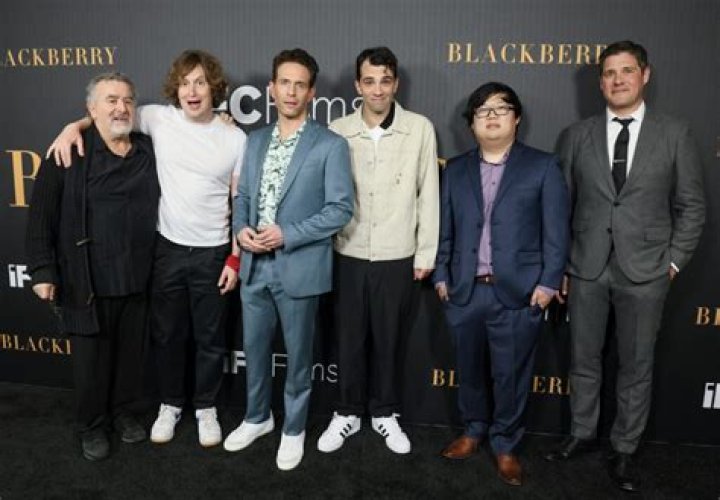 Unveiling Saul Rubinek's Height: Uncovering Surprising Truths