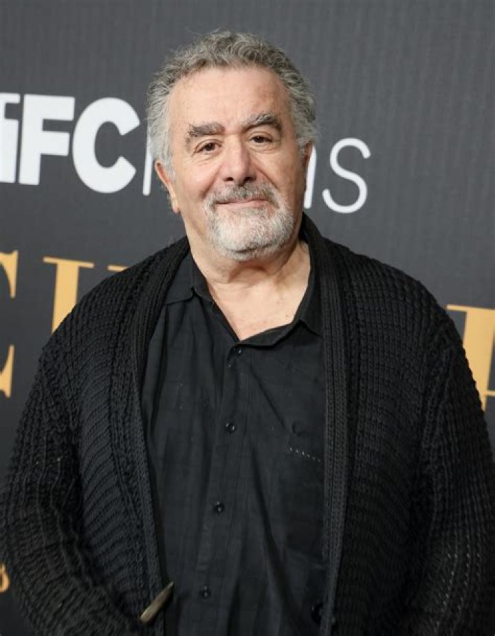 Unveiling The Secrets Behind Saul Rubinek's Impressive Net Worth