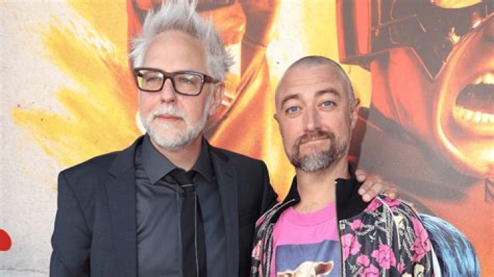 Exploring Sean Gunn's Siblings And Their Impact