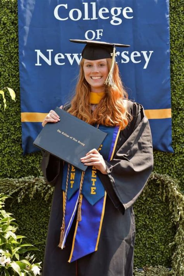 The World Of Shannon Lambert Revealed