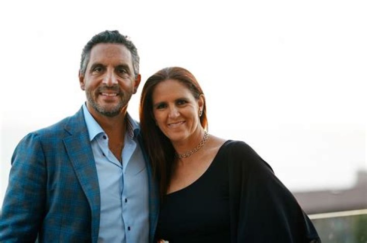 Unveiling The Masterful Designs Of Sharon Umanksy