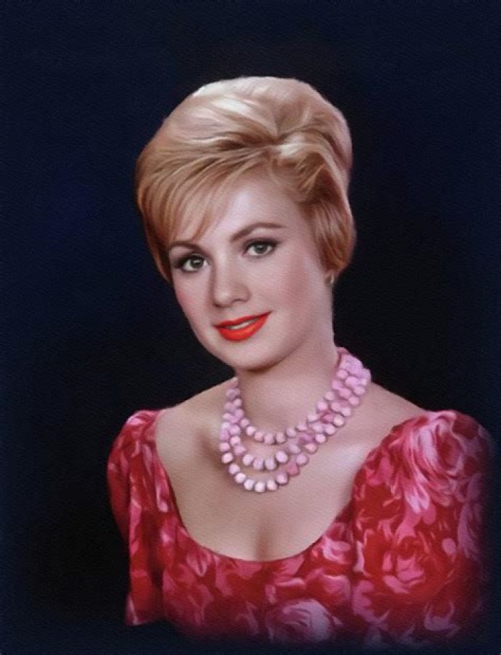 Unveiling The Enchanting World Of Shirley Jones: An Icon's Journey Revealed