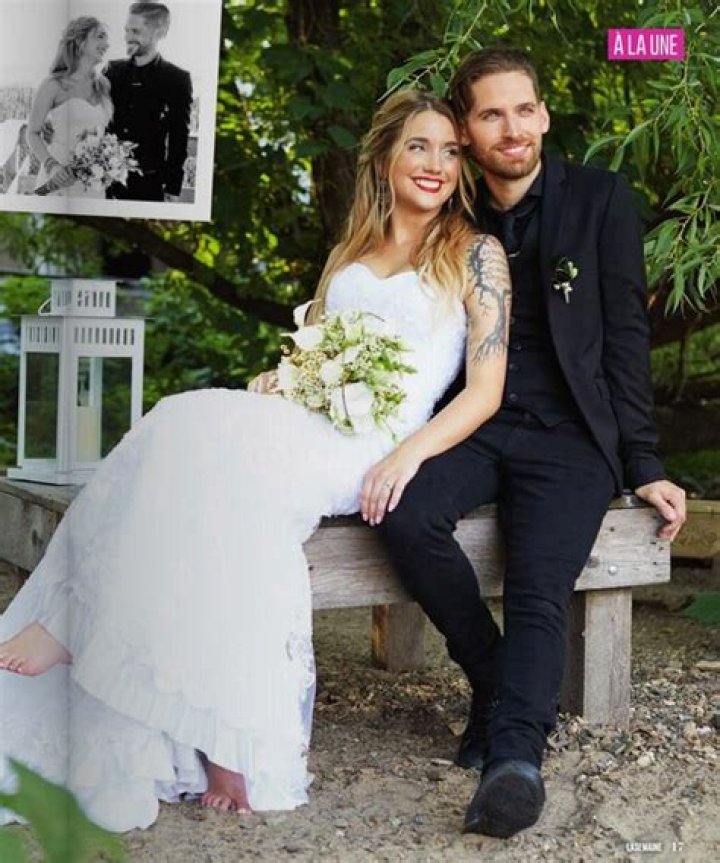 Discoveries Await In The World Of "Simon Morin Conjointe"