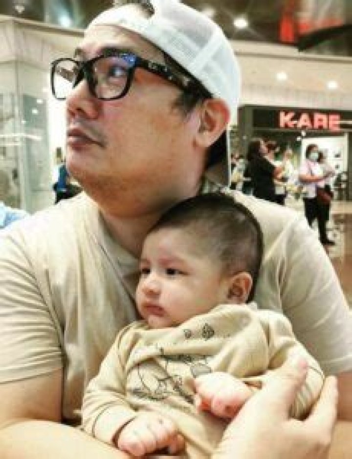 Unveiling The Extraordinary World Of The "Smokey Manaloto Wife"