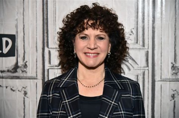 Uncover The Secrets Behind Susie Essman's Remarkable Net Worth