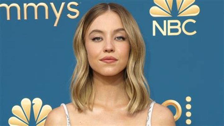 Unlock The Secrets Of Sydney Sweeney's Alluring Look