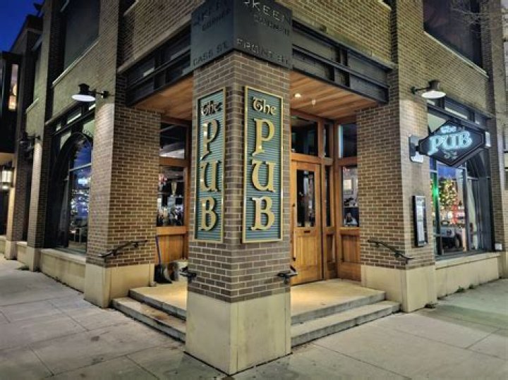 Discover The Hidden Gems Of Traverse City's Pub Scene