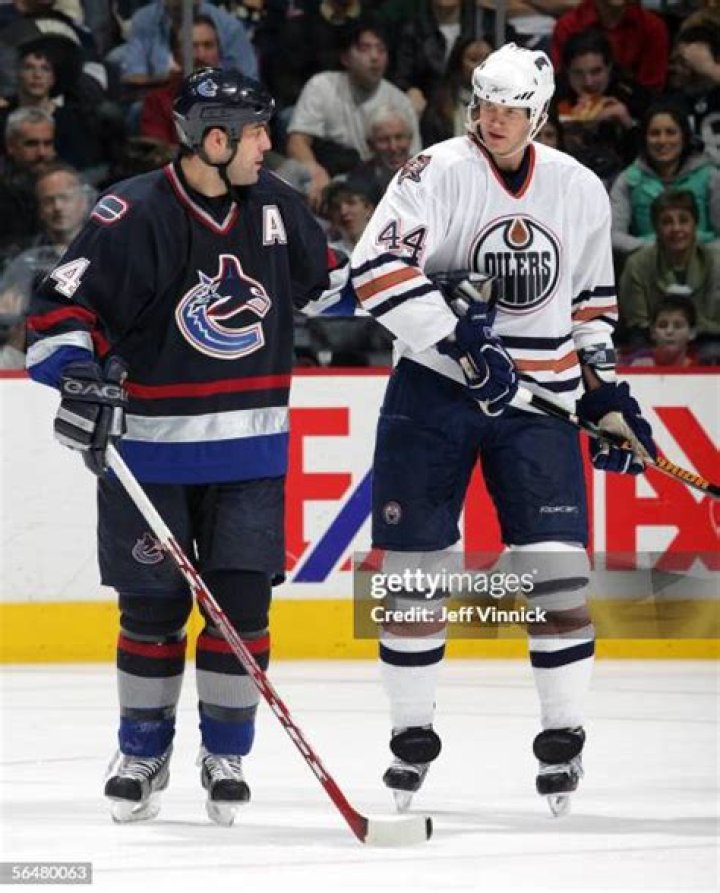 A Tale Of Two Hockey Titans And Family Ties