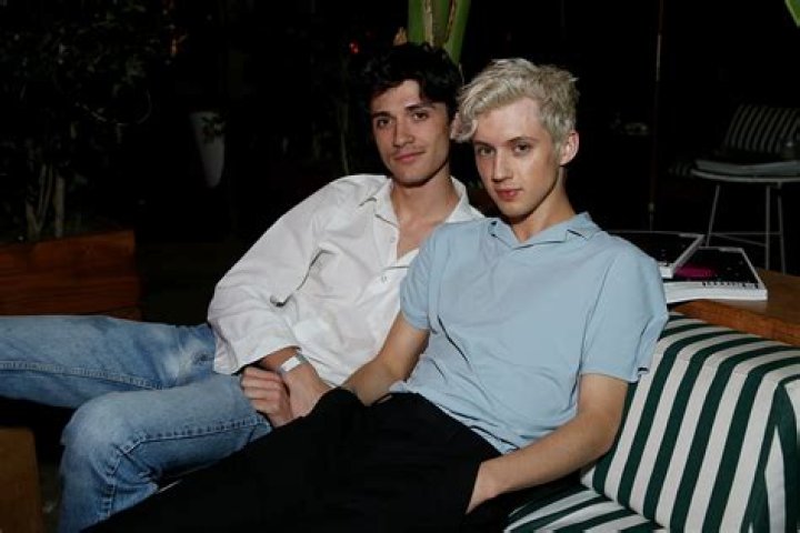 Discover The Untold Story Of Troye Sivan's Relationship