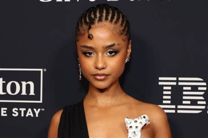 Unlocking Elephant Wisdom And Ecological Significance