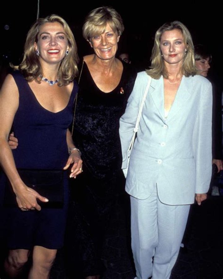 Unveiling The Multifaceted Legacy Of Vanessa Redgrave: From Stage To Activism