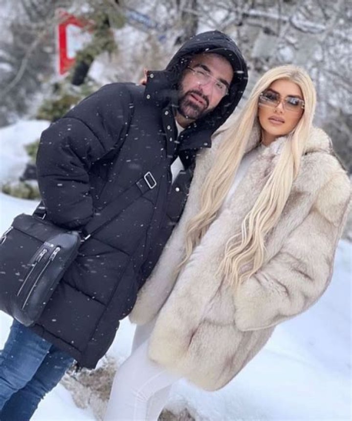 Unveiling The Inspiring Tapestry Of Vicente Fernandez's Sibling Support