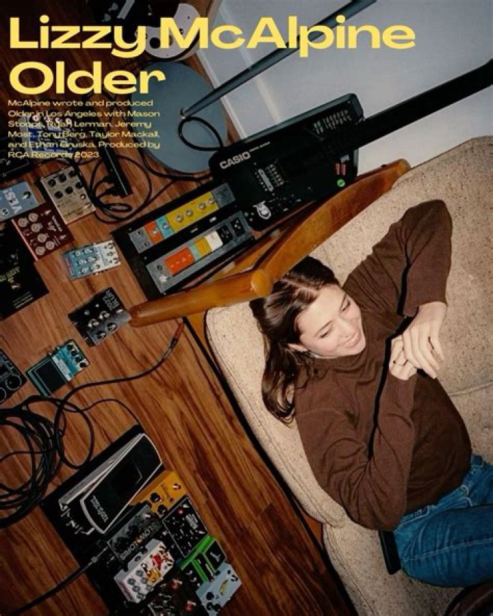 Lizzy McAlpine's Dating History Explored