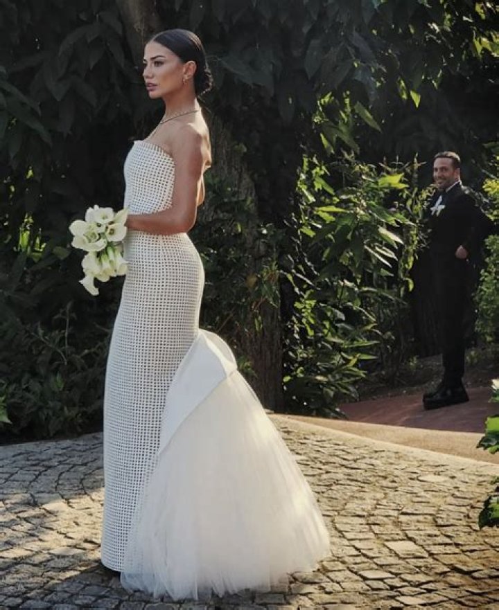 Unraveling Love, Fame, And Intrigue