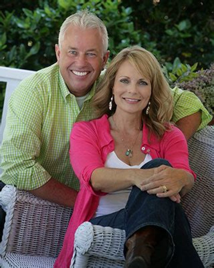 Jann Carl's Marital History Explored