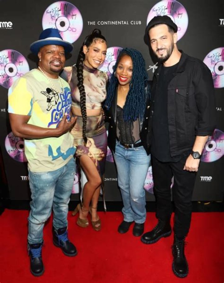 Unraveling "Who Is Jon B Married To"