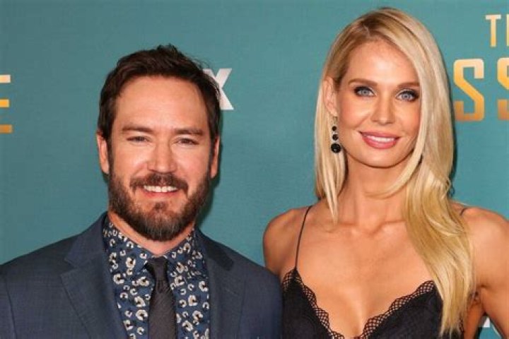 Inside The Marriage Of Mark Paul Gosselaar