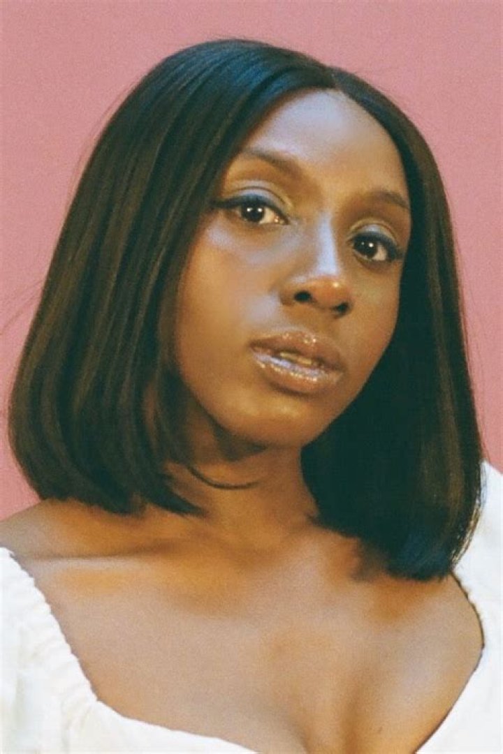 Unveiling The Secrets Of Ziwe Age: Exploring Youthful Brilliance